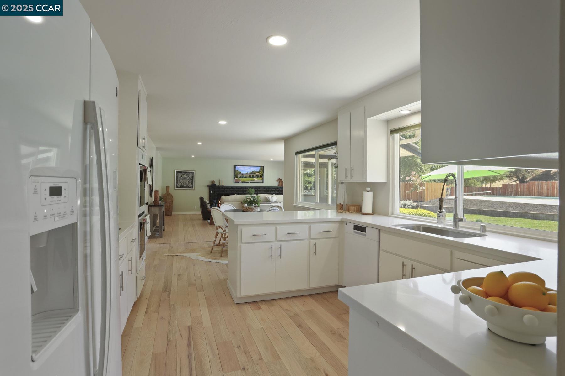 15 Ashbrook Place