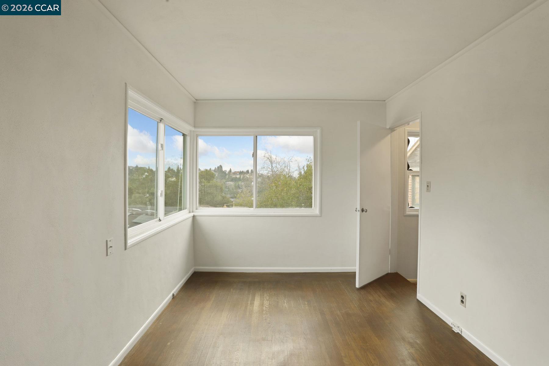 204 El Camino Real