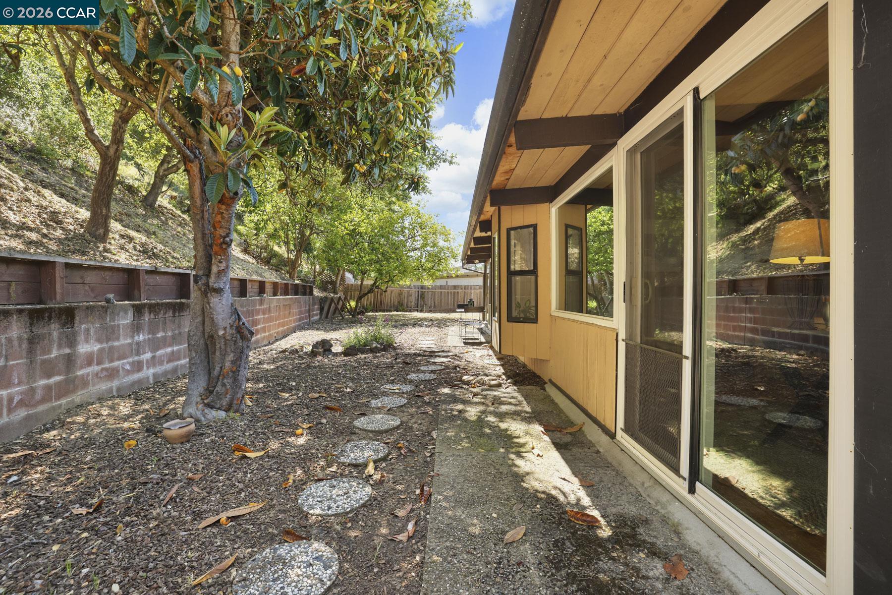 742 Miner Road