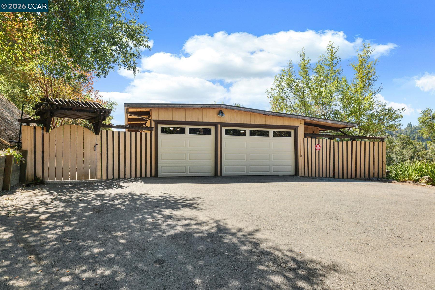 742 Miner Road