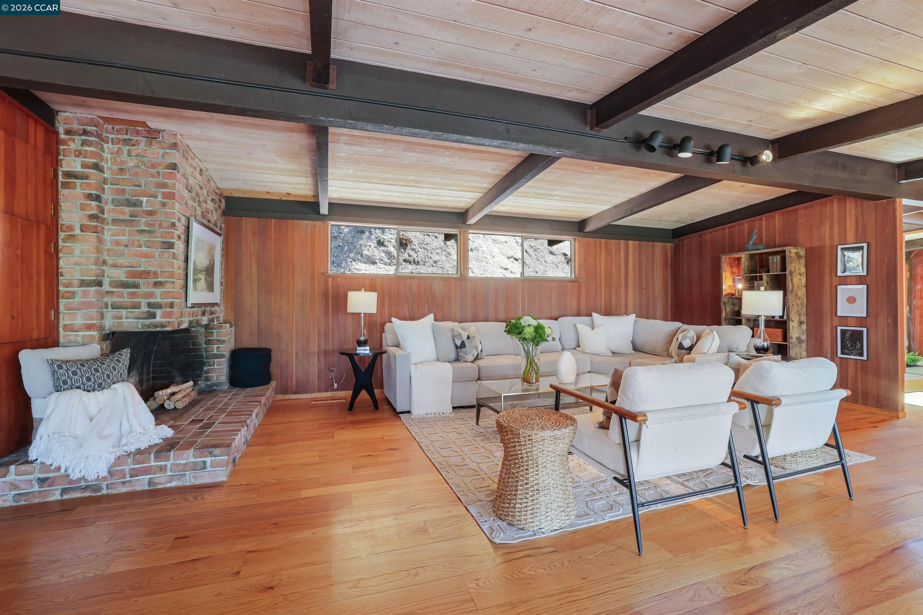 742 Miner Road