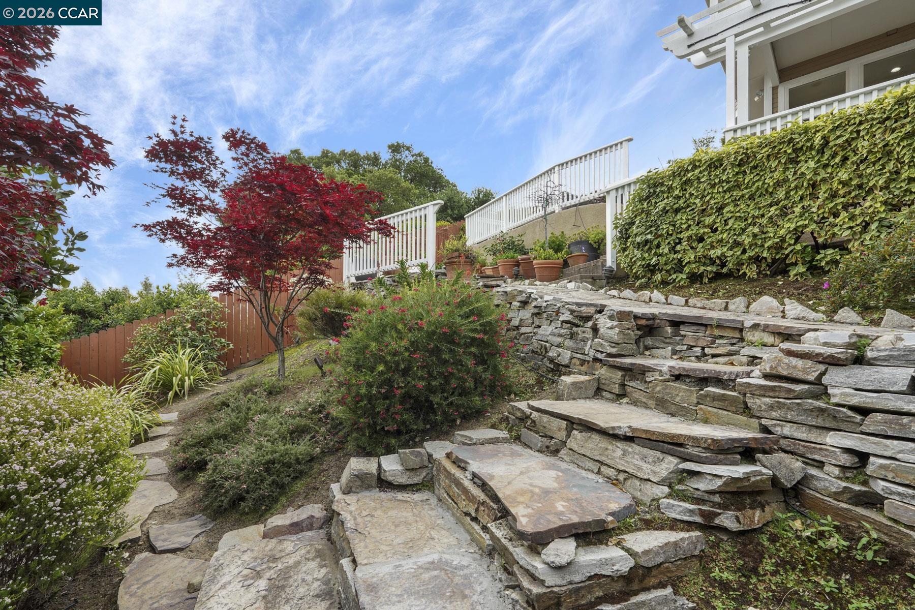 87 Claremont Ave