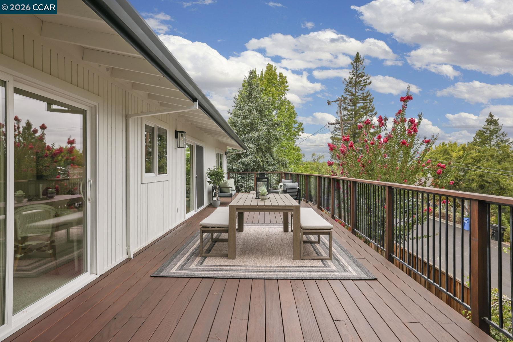 3233 Lucas Circle