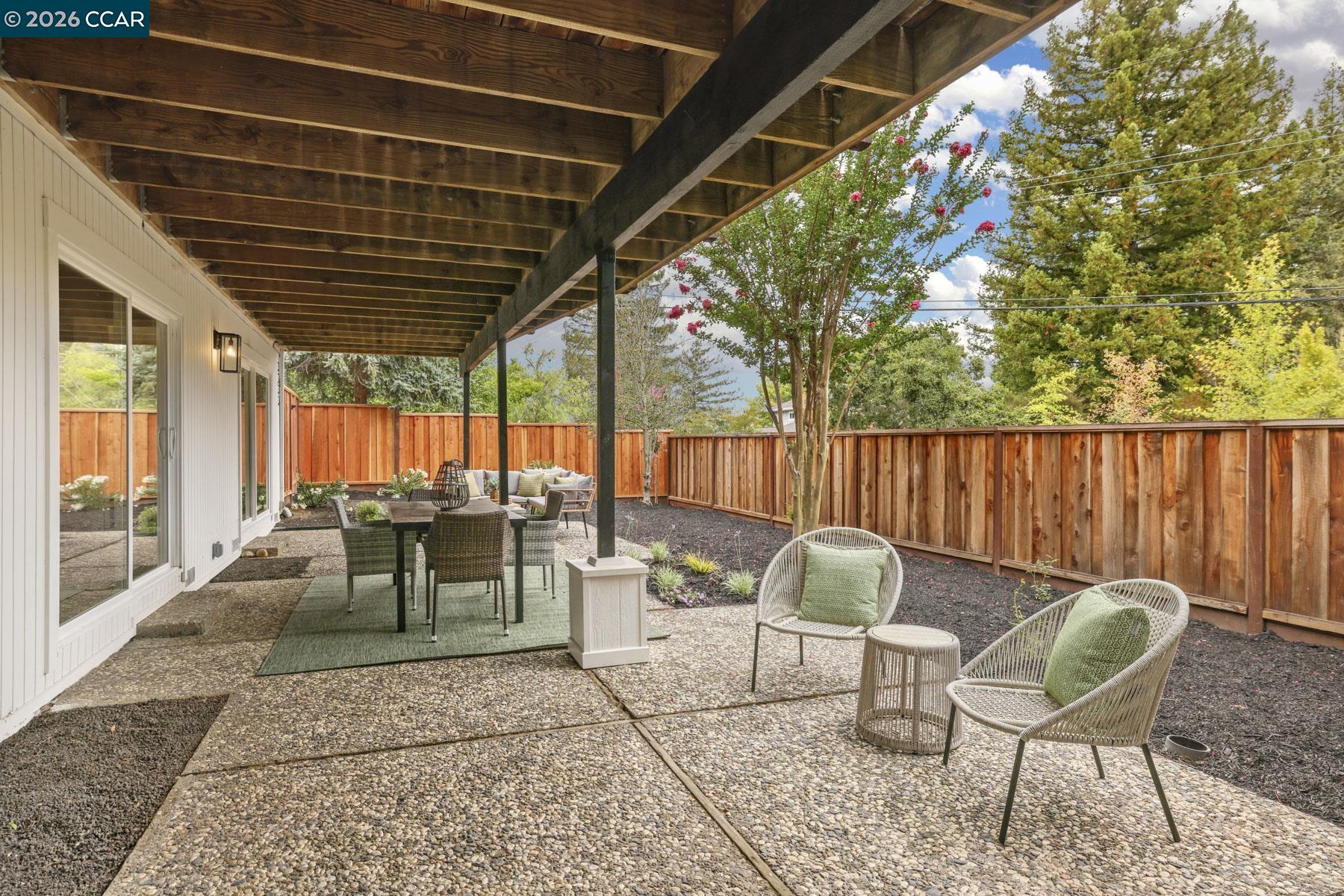 3233 Lucas Circle