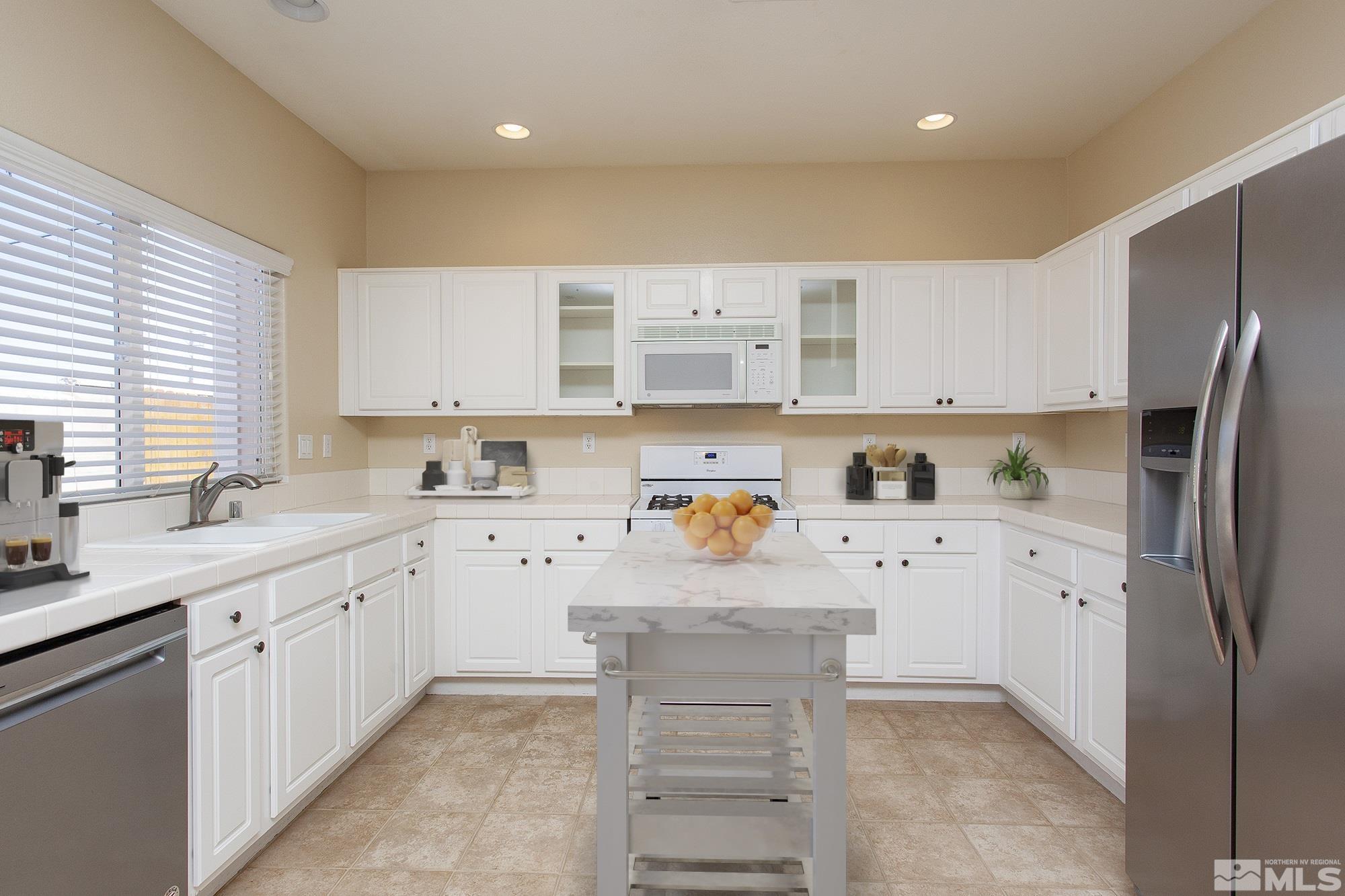 3337 Modena Dr