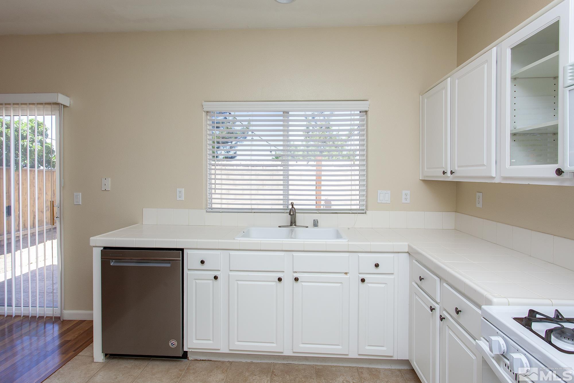 3337 Modena Dr