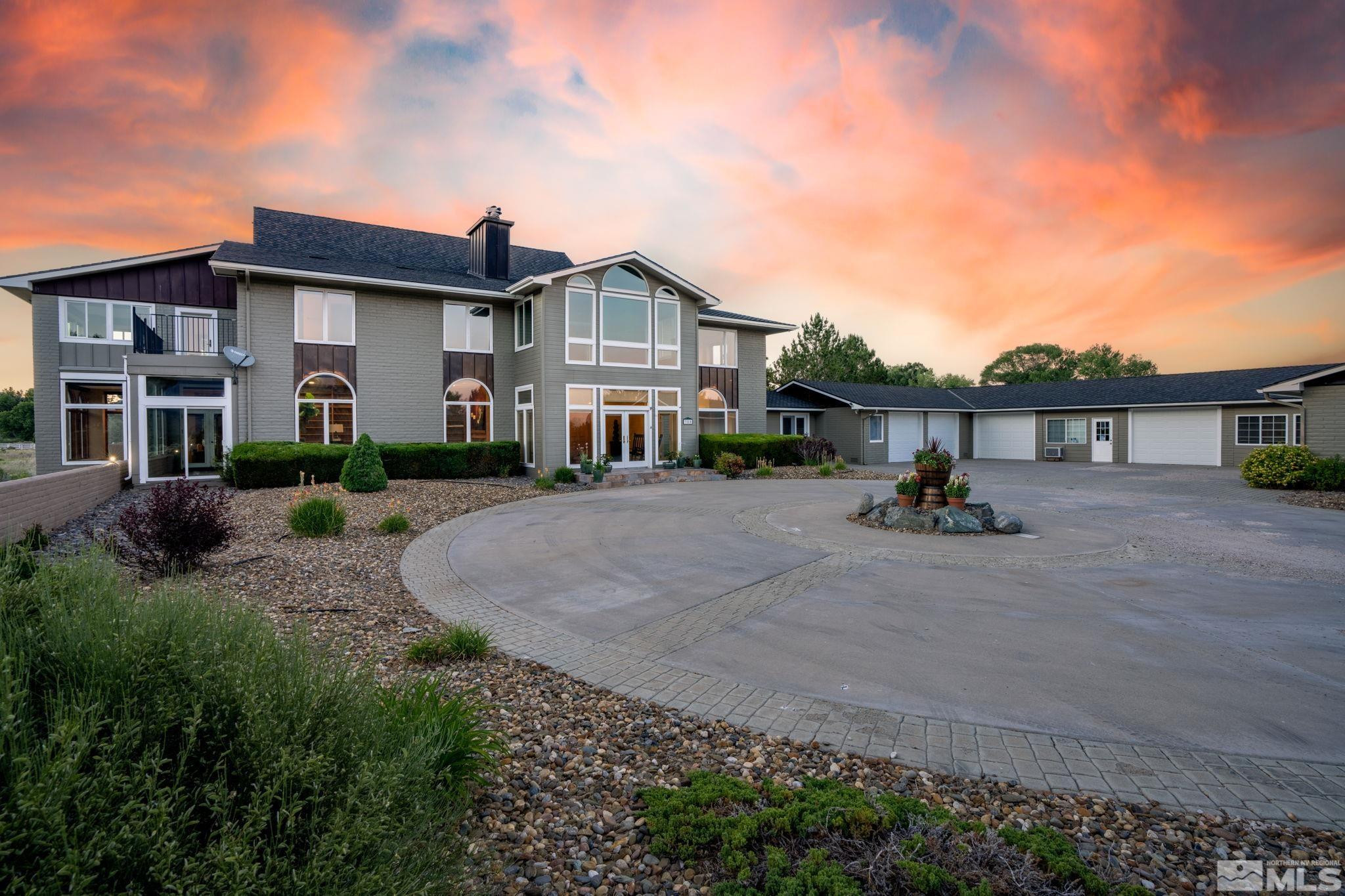 380 Genoa Ln