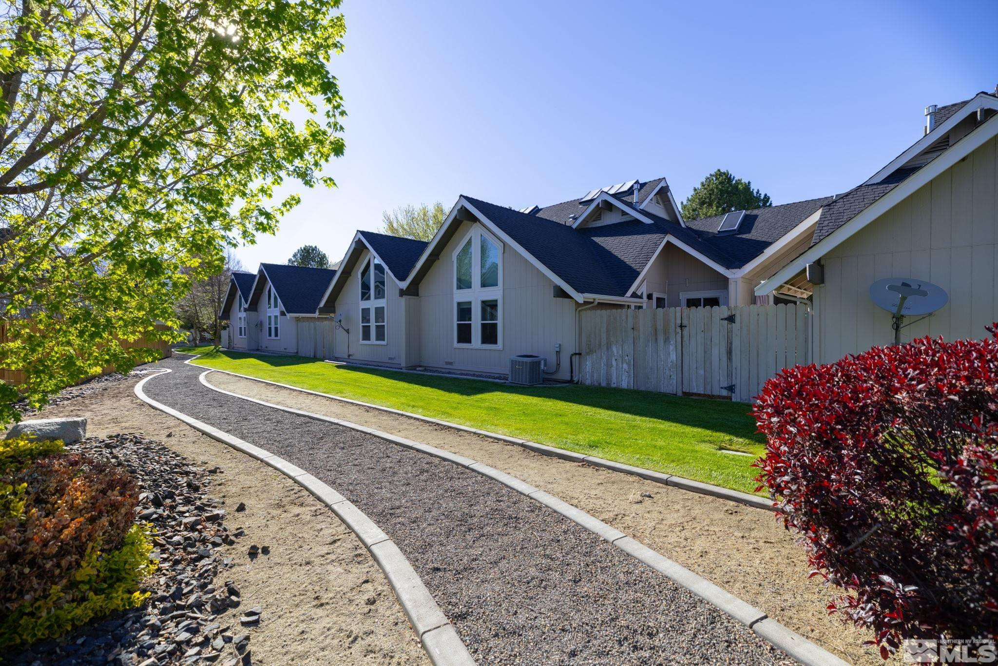 1001 Aspen Grove Cir