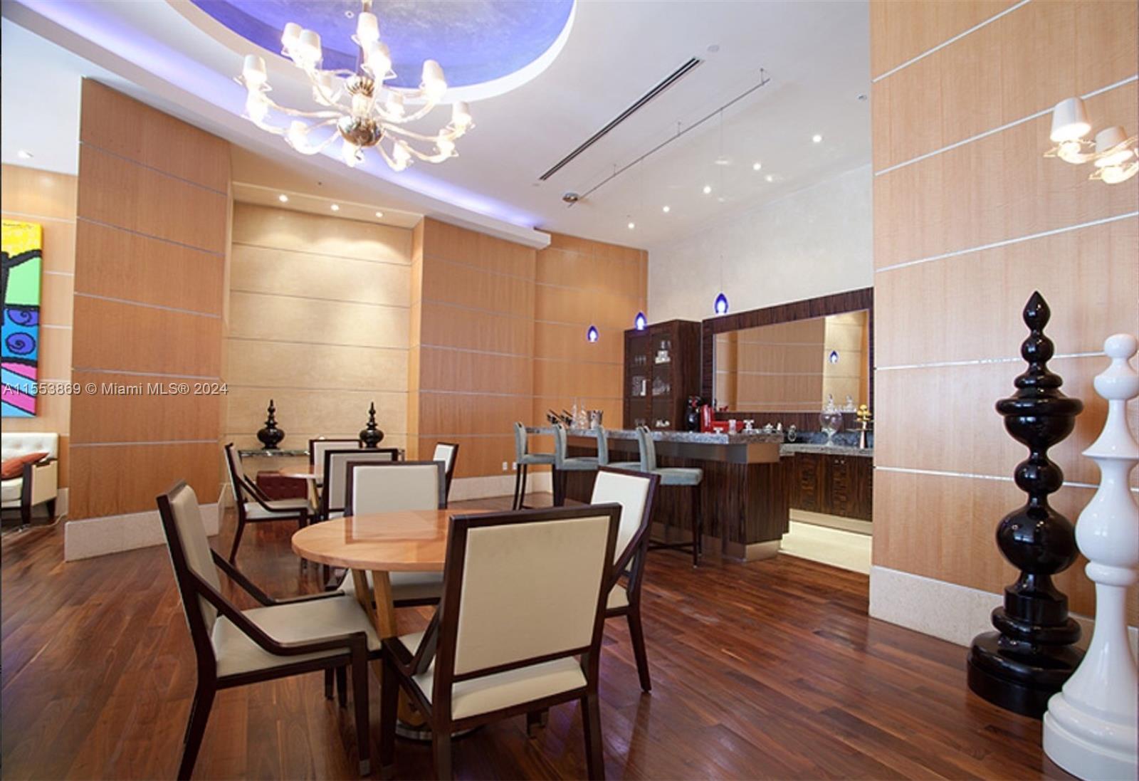 244 Biscayne Blvd # 1803