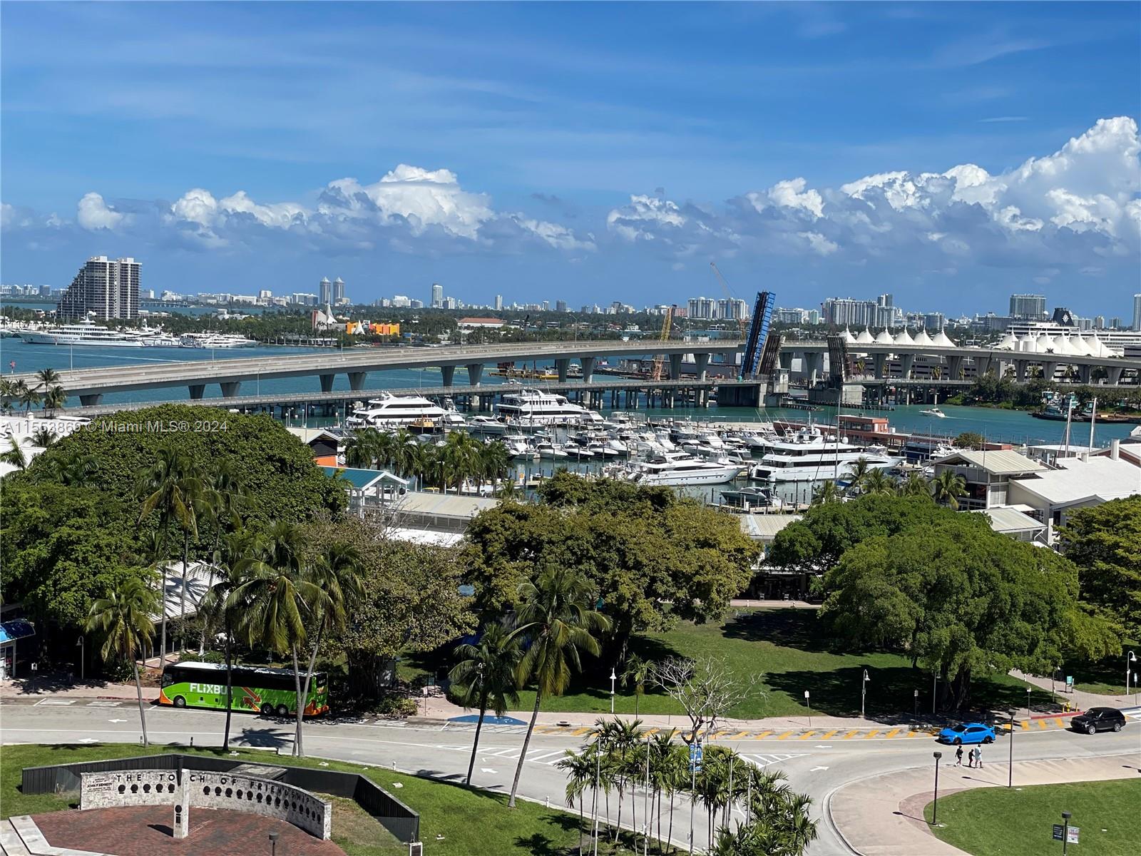 244 Biscayne Blvd # 1803