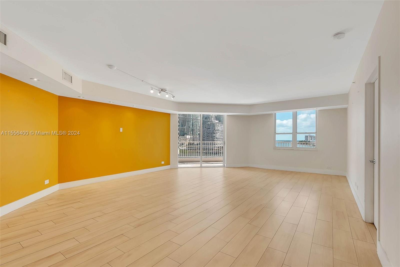 701 Brickell Key Blvd 812