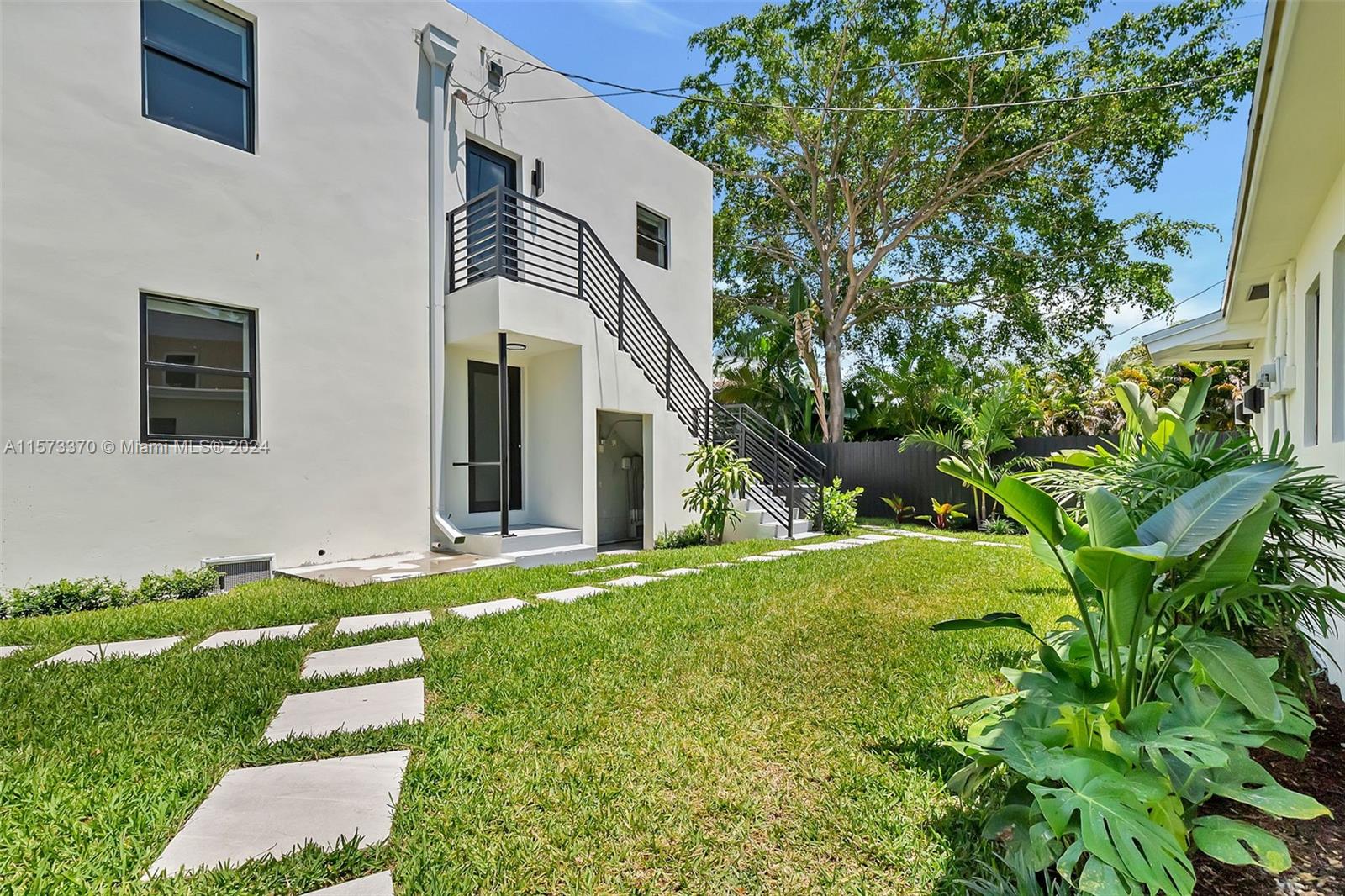 1840 SW 22nd Ter # 4
