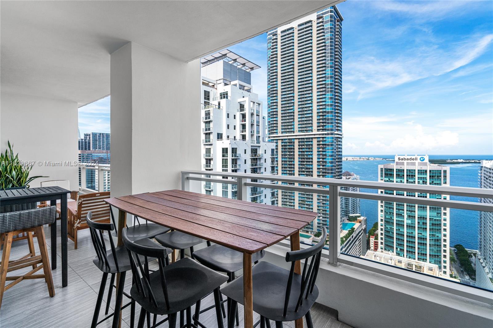 1080 Brickell Ave # 4102