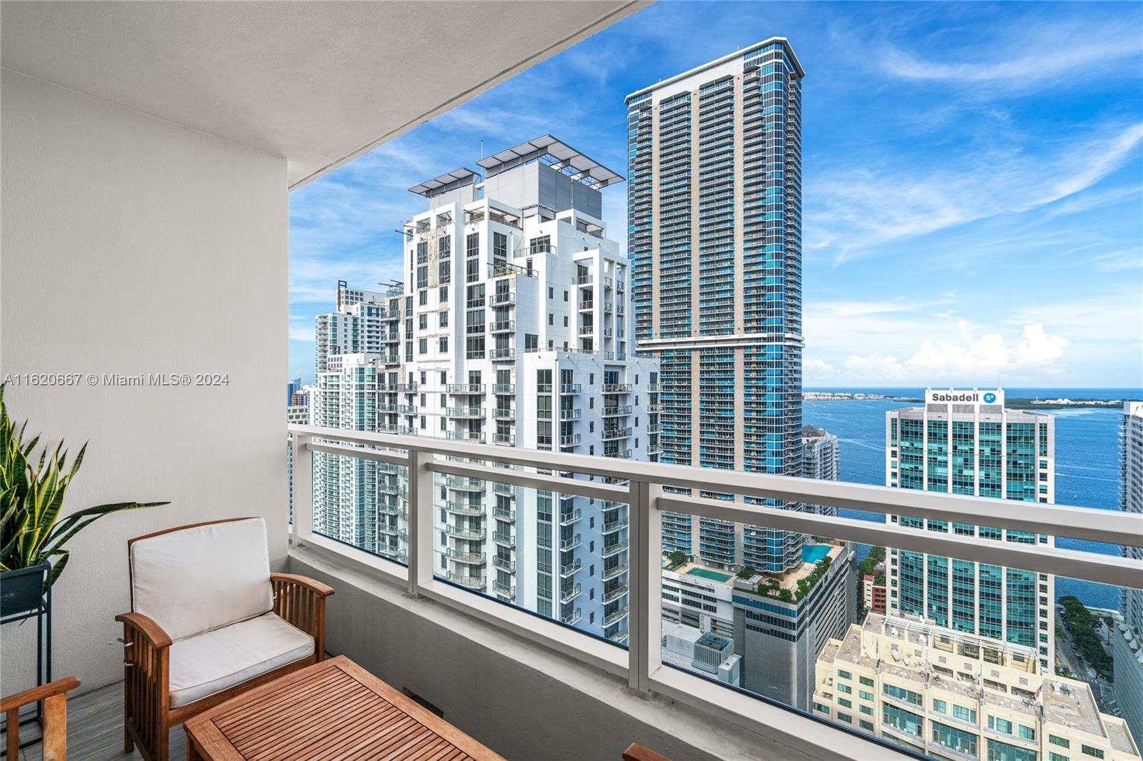 1080 Brickell Ave # 4102