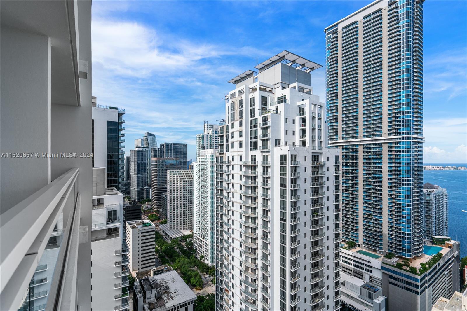 1080 Brickell Ave # 4102