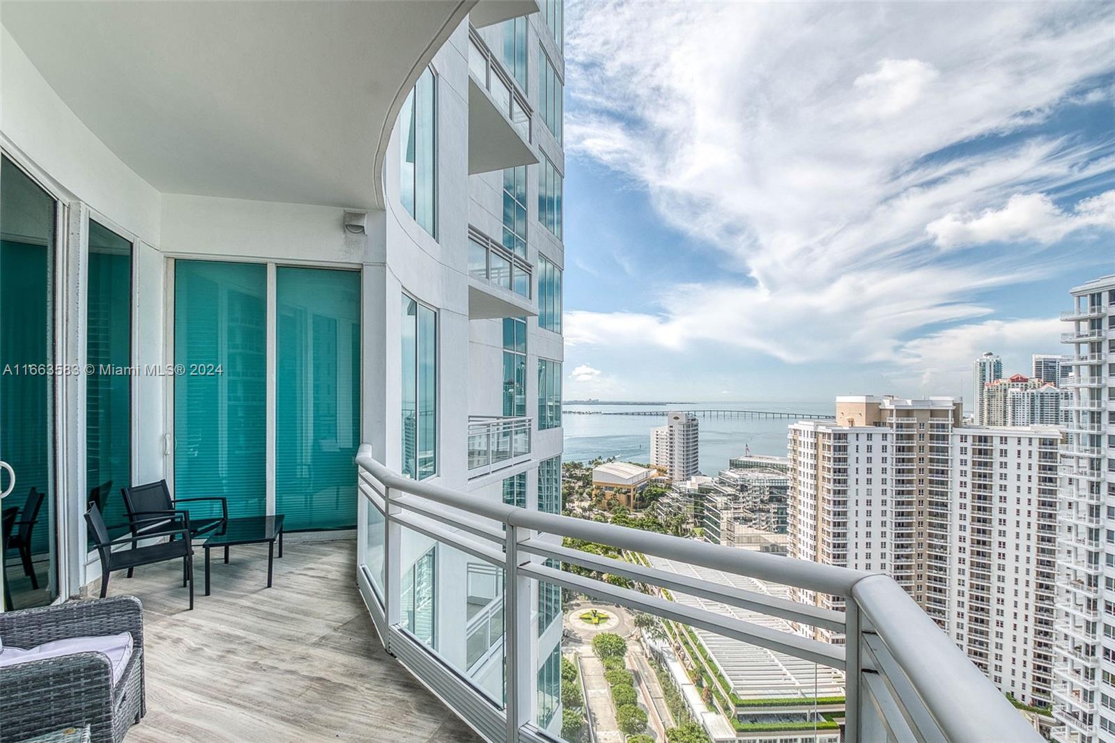 900 Brickell Key Blvd # 2305