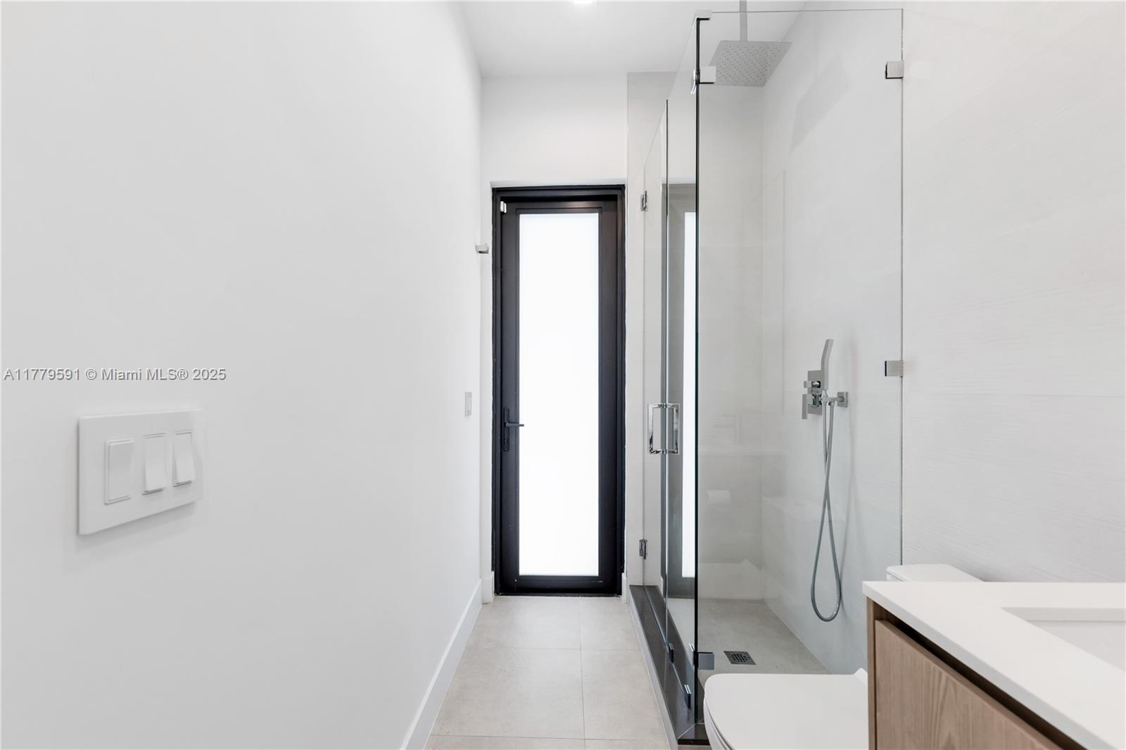 3045 Elizabeth St # 3045