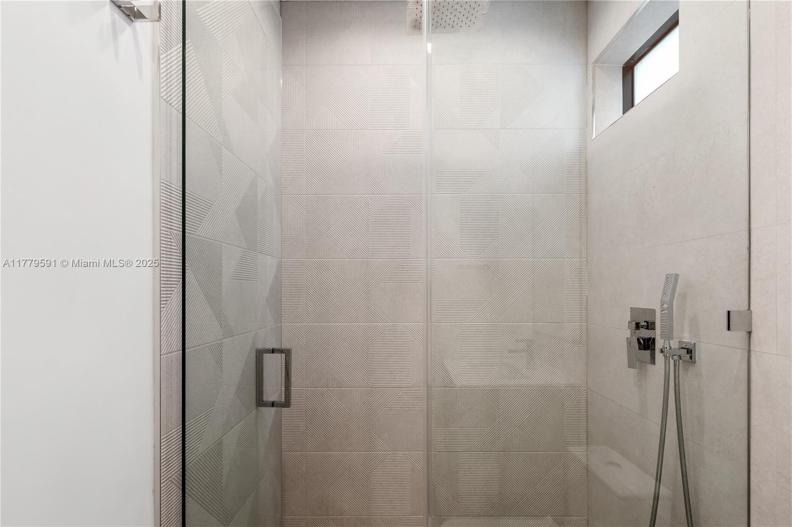 3045 Elizabeth St # 3045