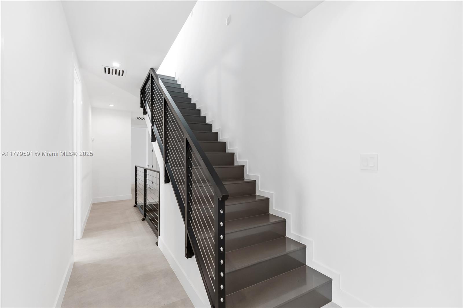 3045 Elizabeth St # 3045