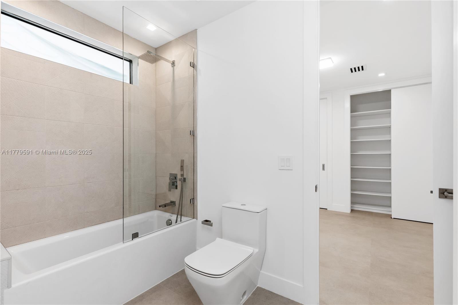 3045 Elizabeth St # 3045