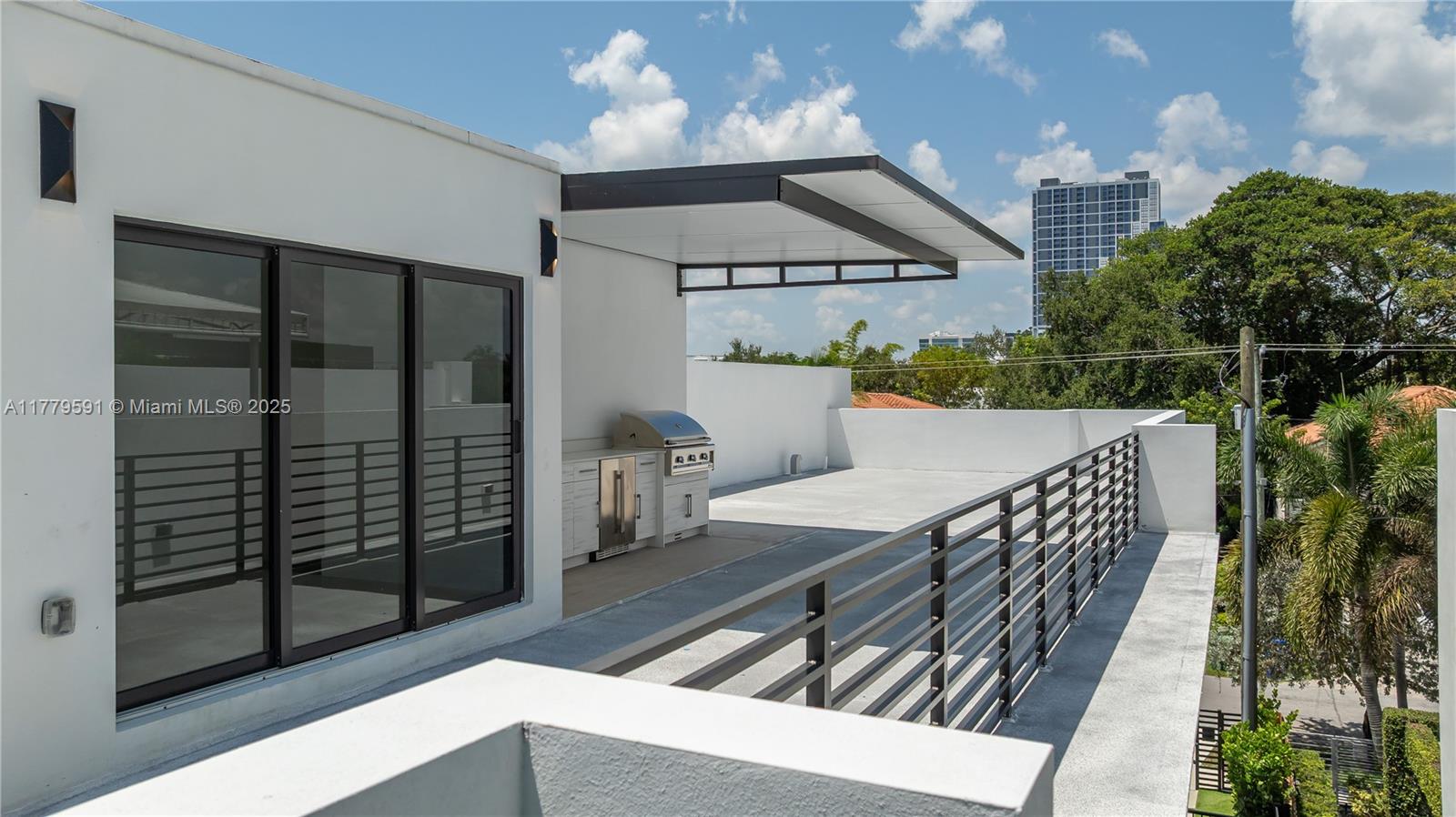 3045 Elizabeth St # 3045