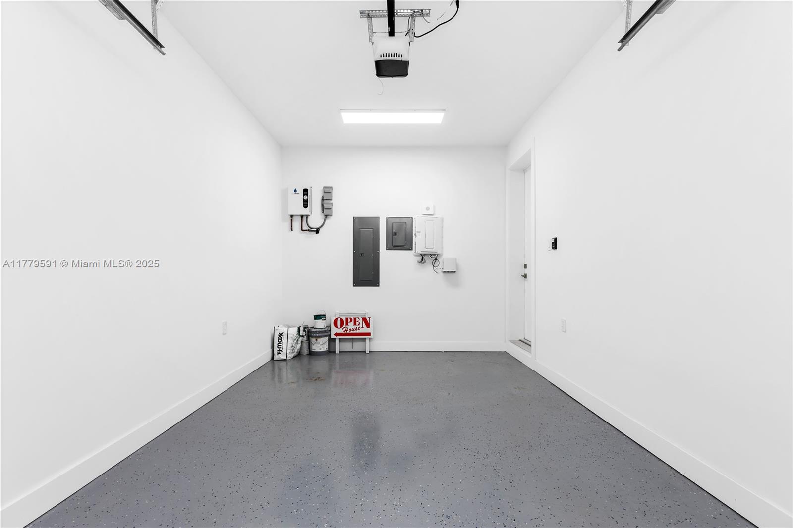 3045 Elizabeth St # 3045