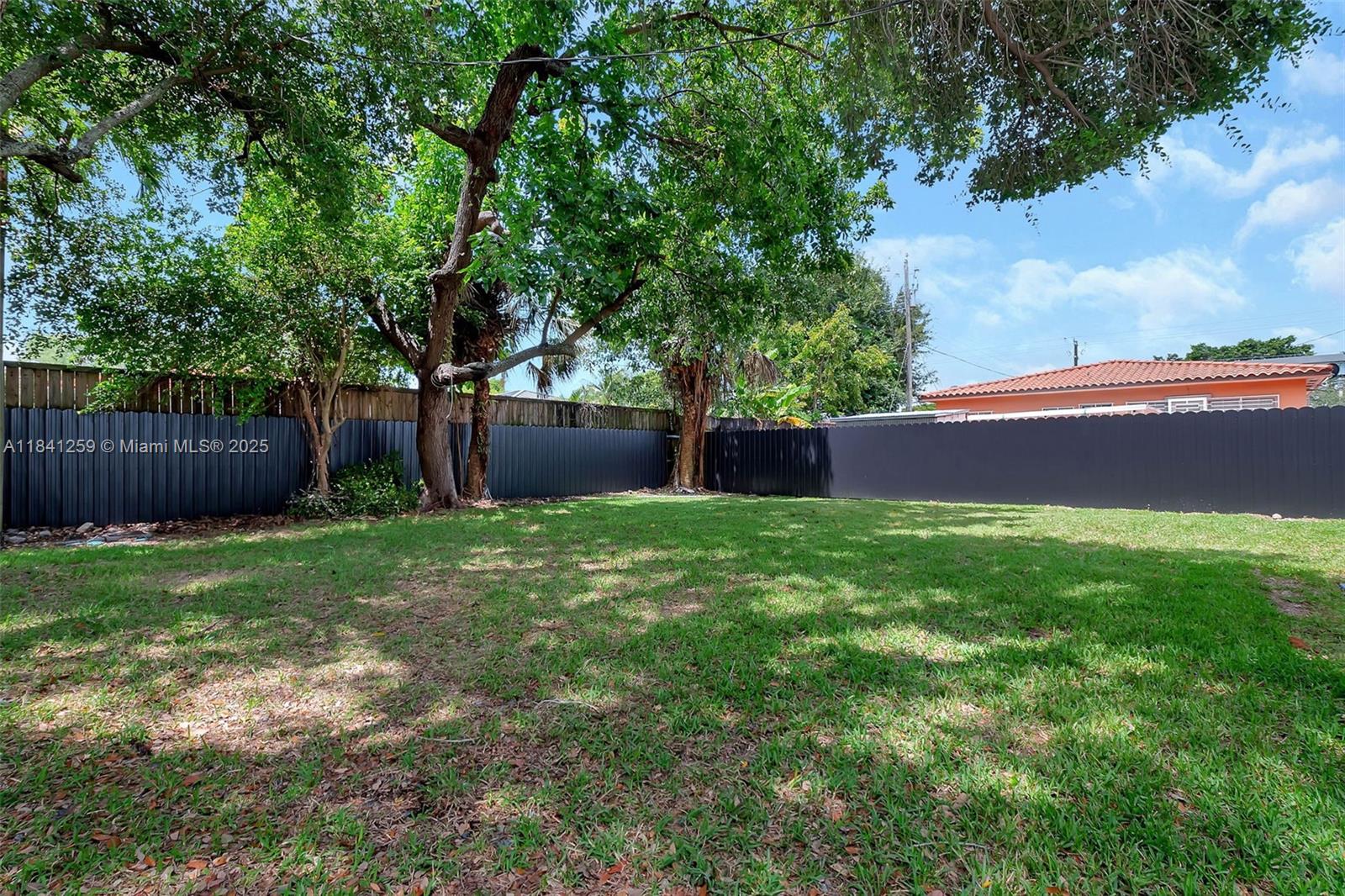 1852 SW 22nd Ter # 3