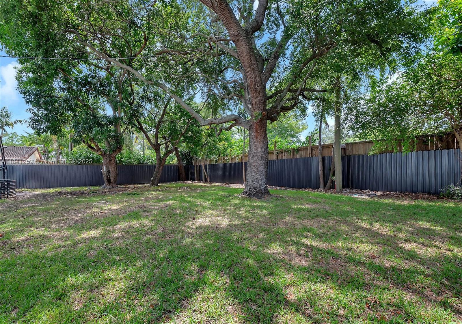 1852 SW 22nd Ter # 3