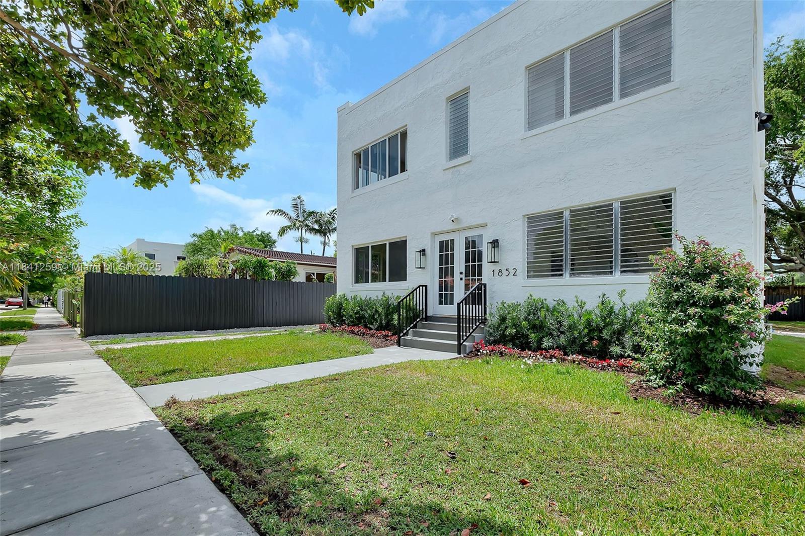 1852 SW 22nd Ter # 3
