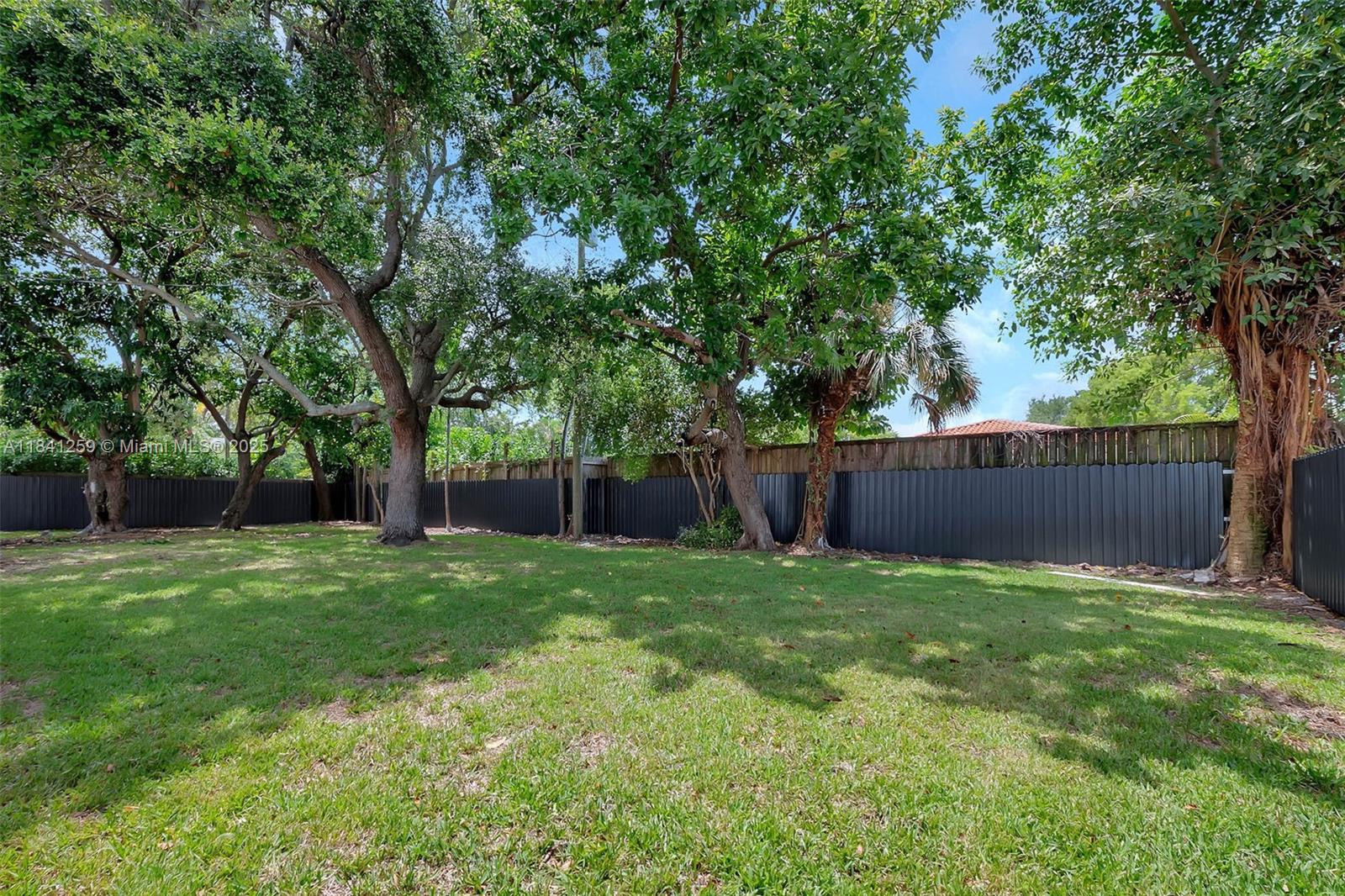 1852 SW 22nd Ter # 3