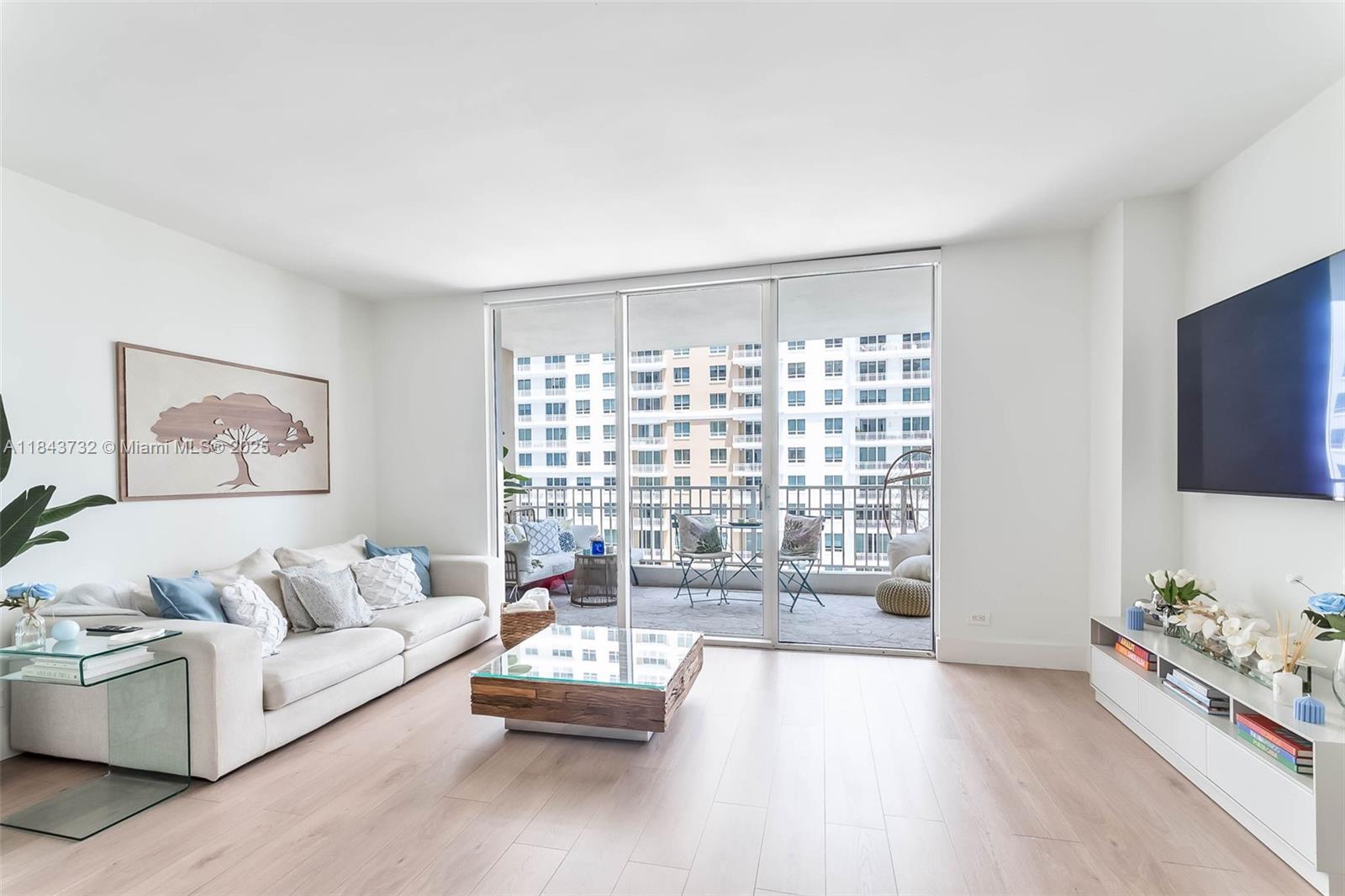 701 Brickell Key Blvd # 808