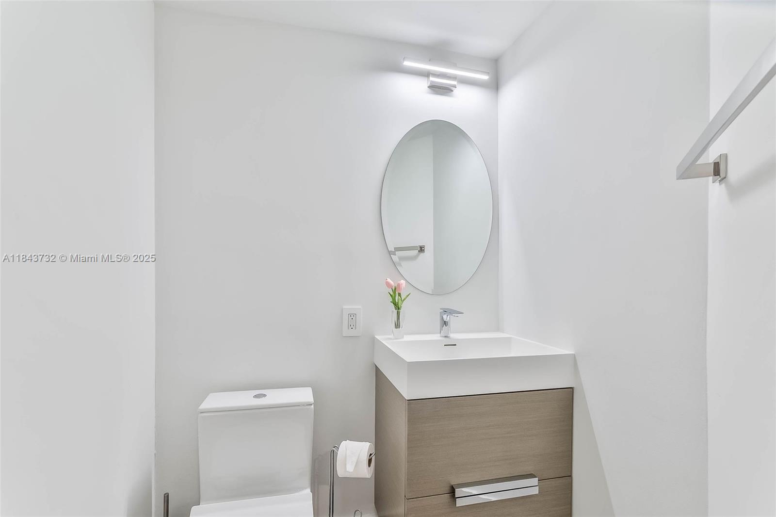 701 Brickell Key Blvd # 808