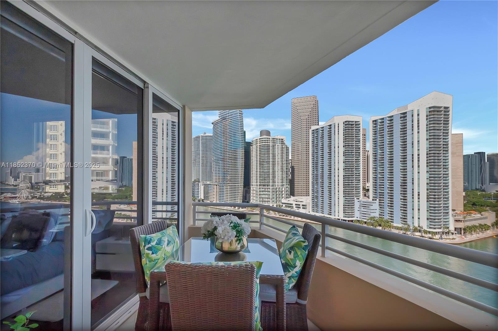 848 Brickell Key Dr # 1906