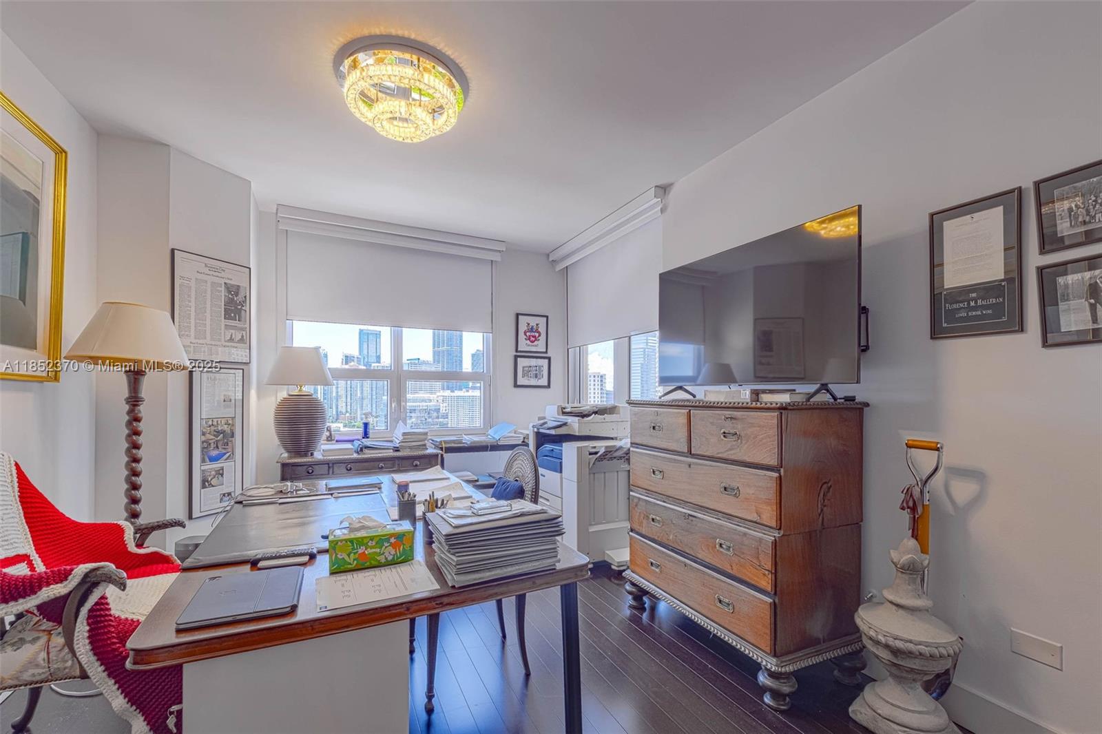 848 Brickell Key Dr # 1906