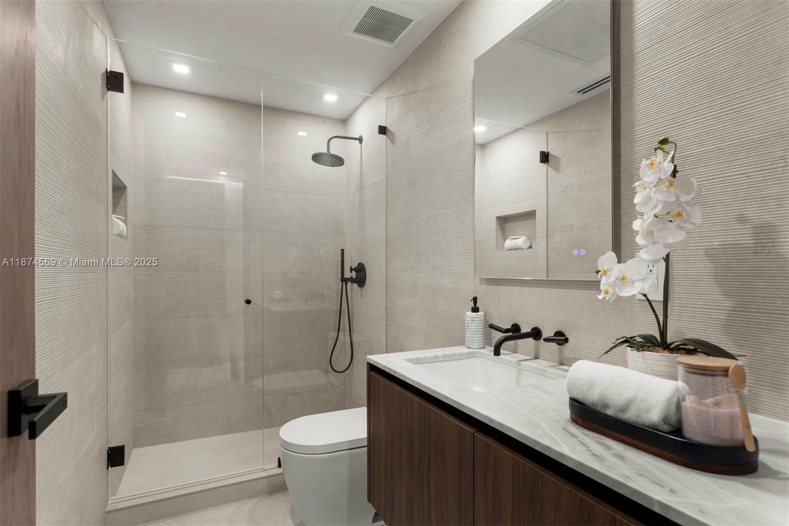 3571 Fair Isle St, Miami