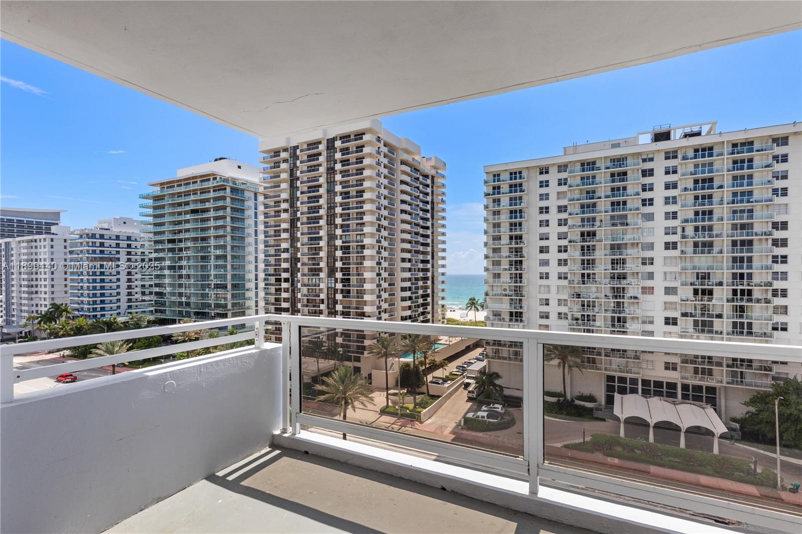 5700 Collins # 10D, Miami Beach Unit: 10D
