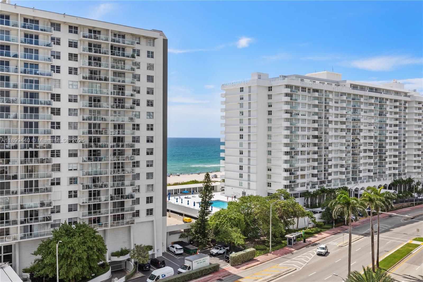 5700 Collins # 10D, Miami Beach Unit: 10D