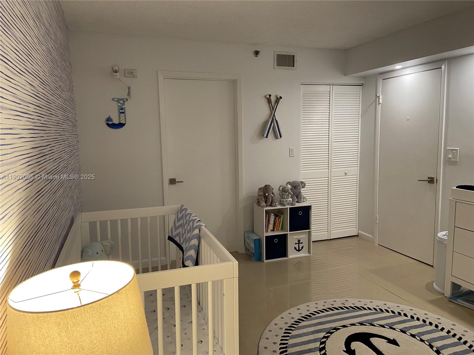 540 Brickell Key Dr # 711