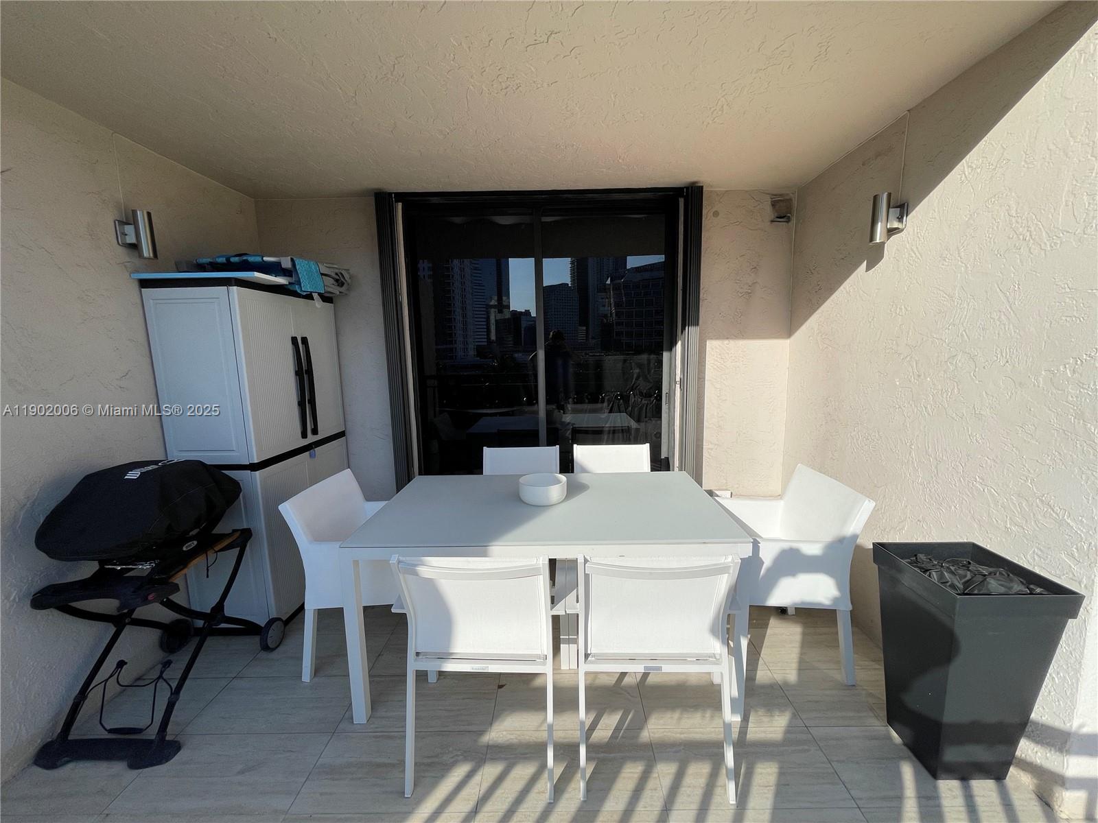 540 Brickell Key Dr # 711