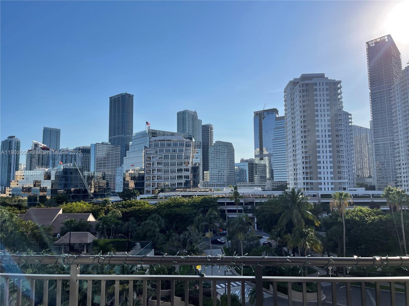 540 Brickell Key Dr # 711
