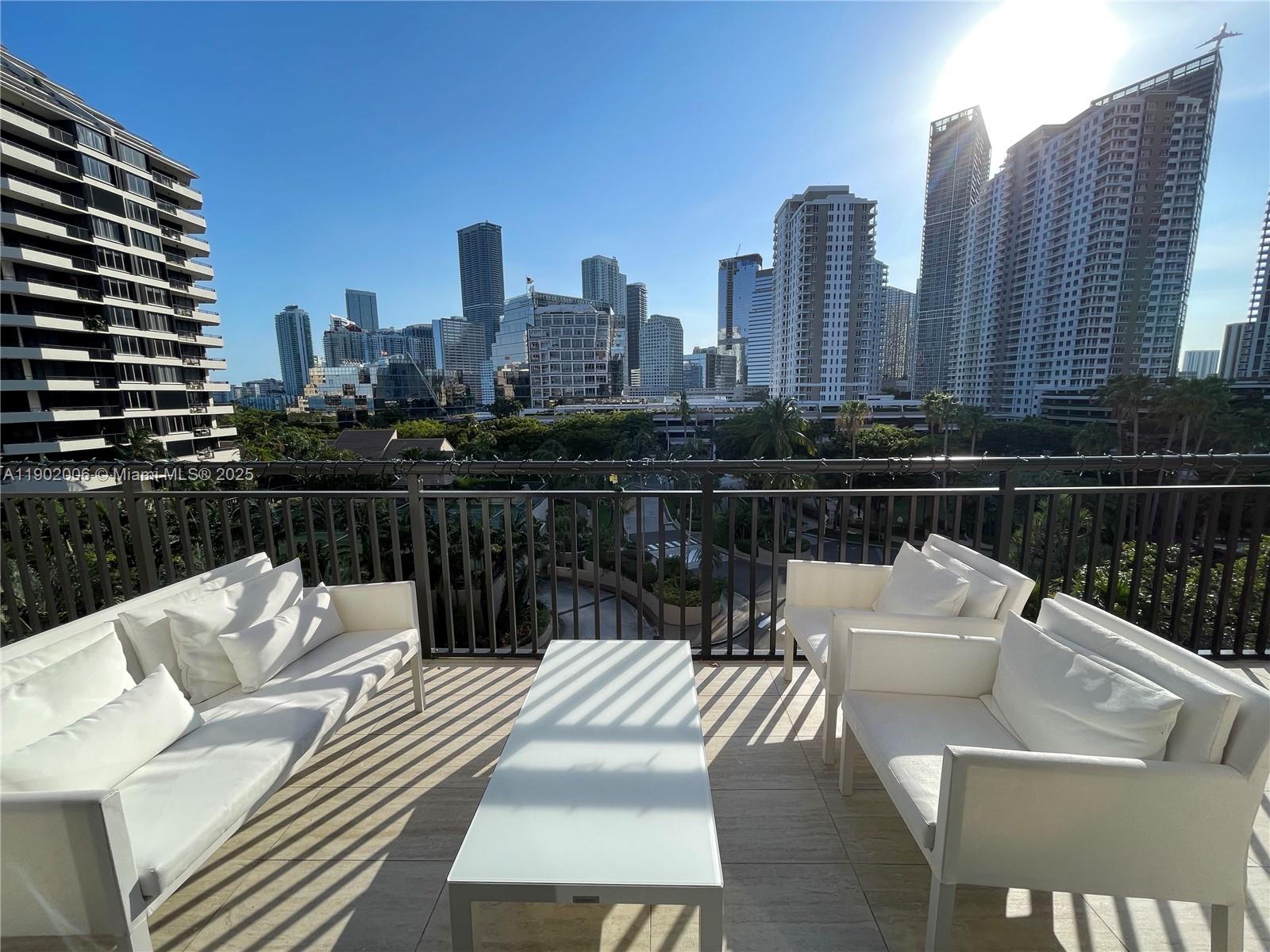 540 Brickell Key Dr # 711