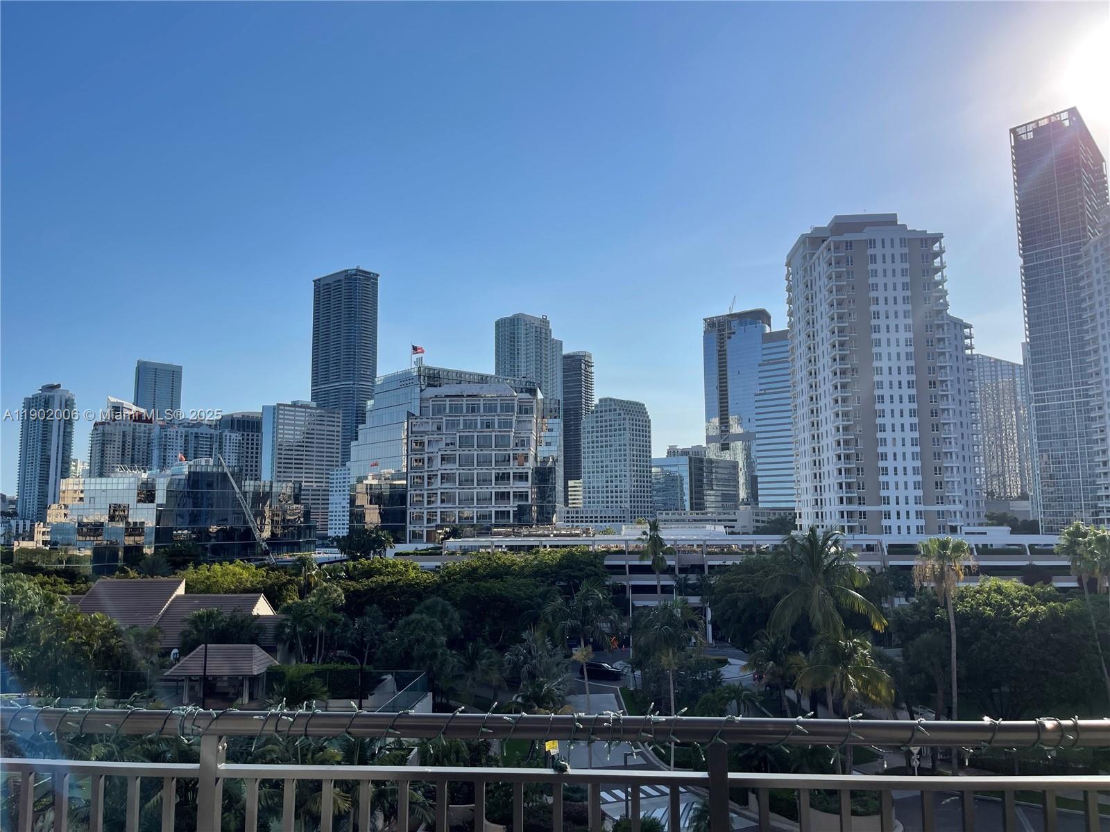 540 Brickell Key Dr # 711