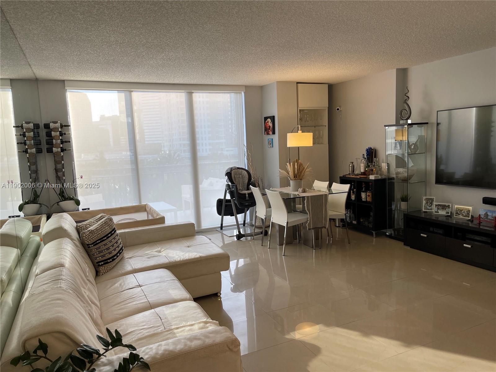 540 Brickell Key Dr # 711