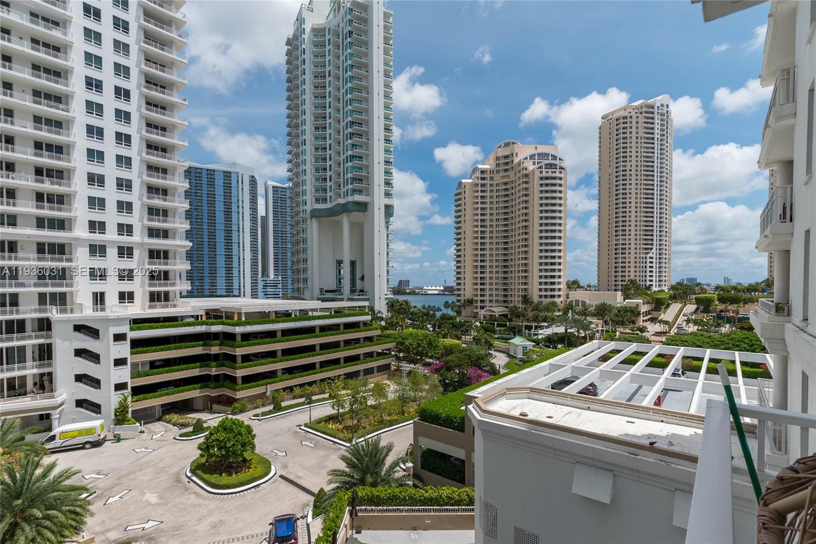 701 Brickell Key Blvd # 808