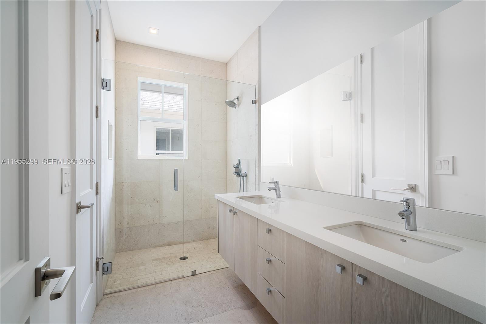 3400 Ponce De Leon Blvd