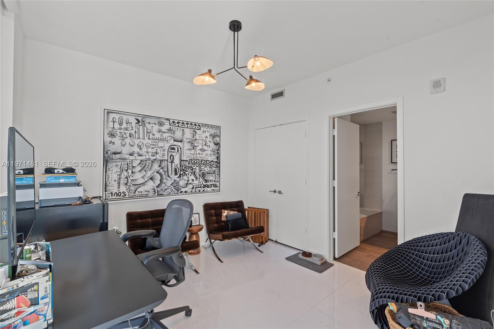 2900 NE 7th Ave # 3107