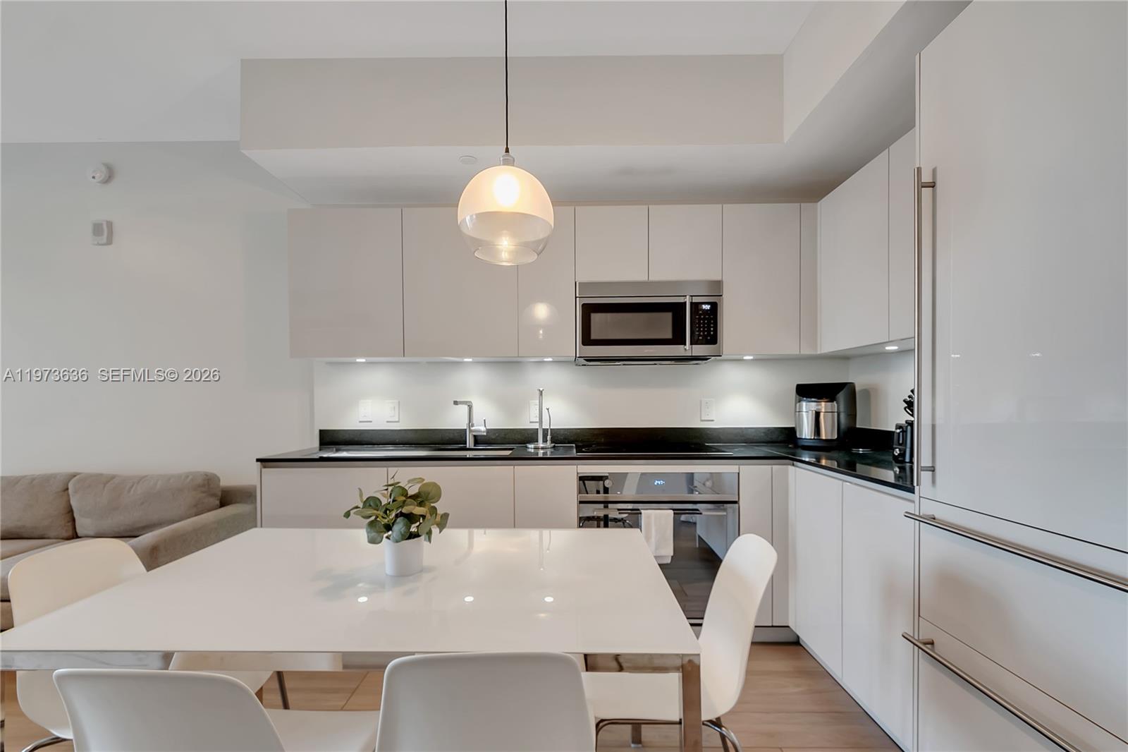 1010 Brickell Ave # 3510