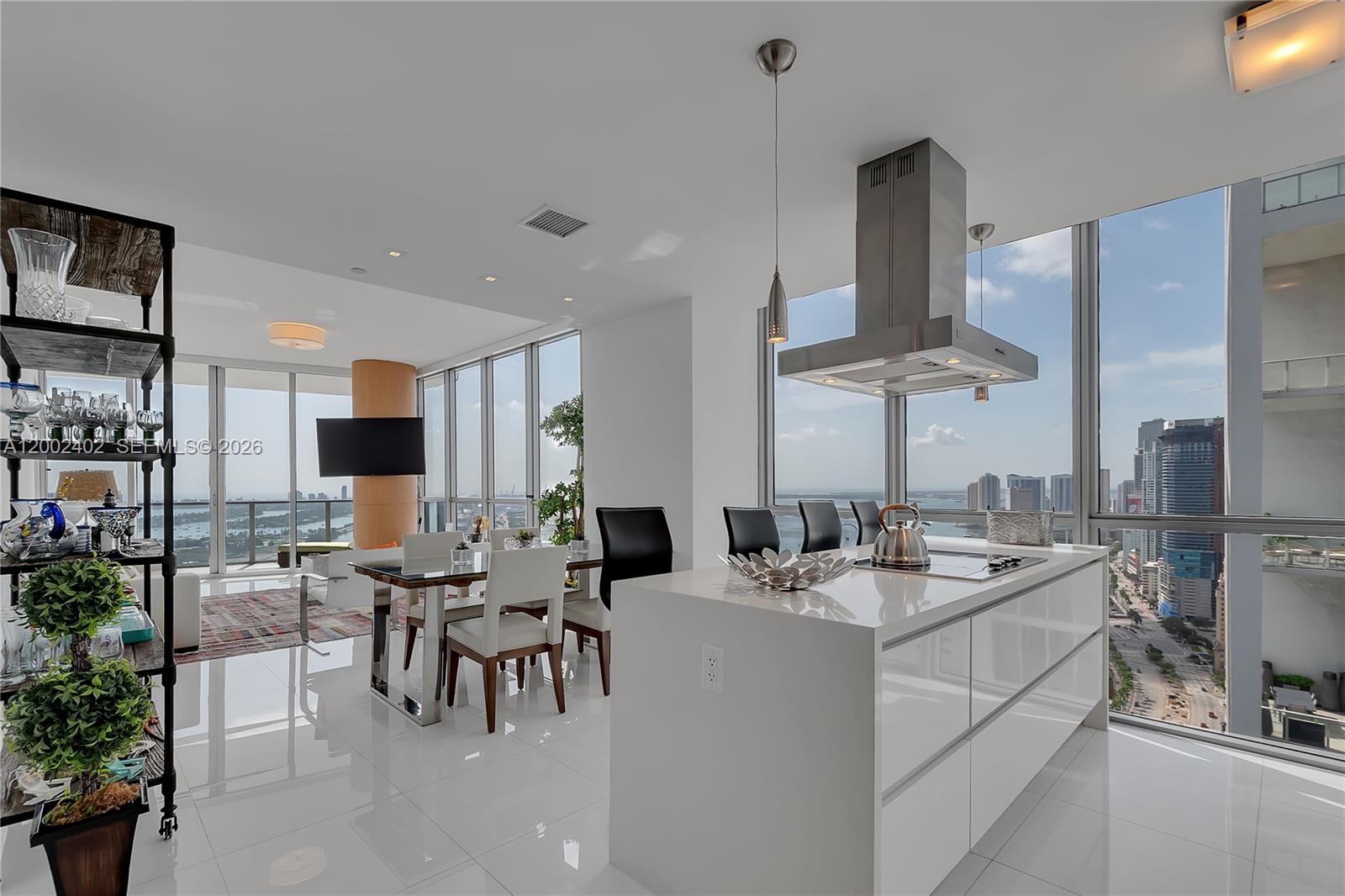 1100 Biscayne Blvd # 3901