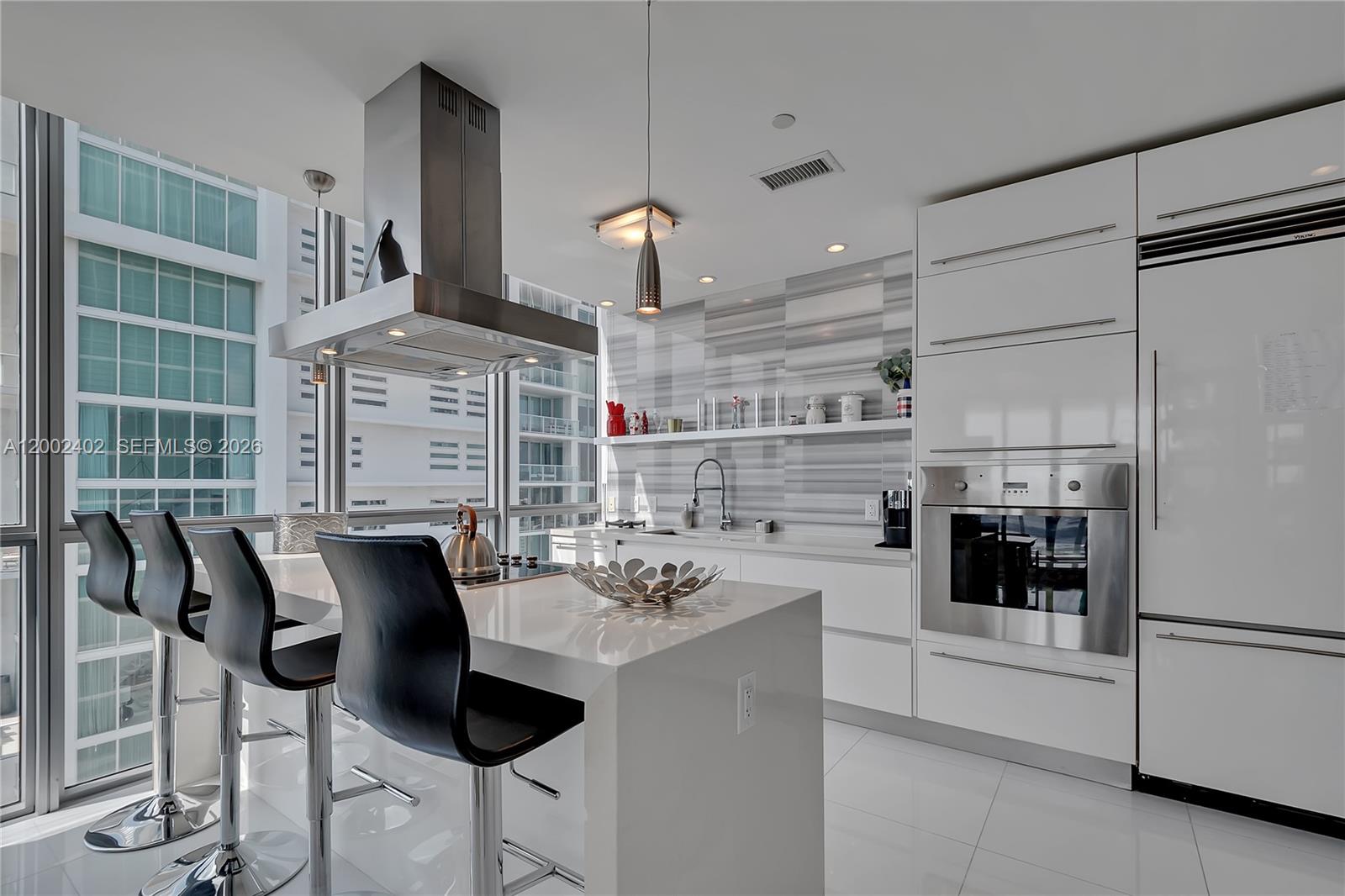 1100 Biscayne Blvd # 3901