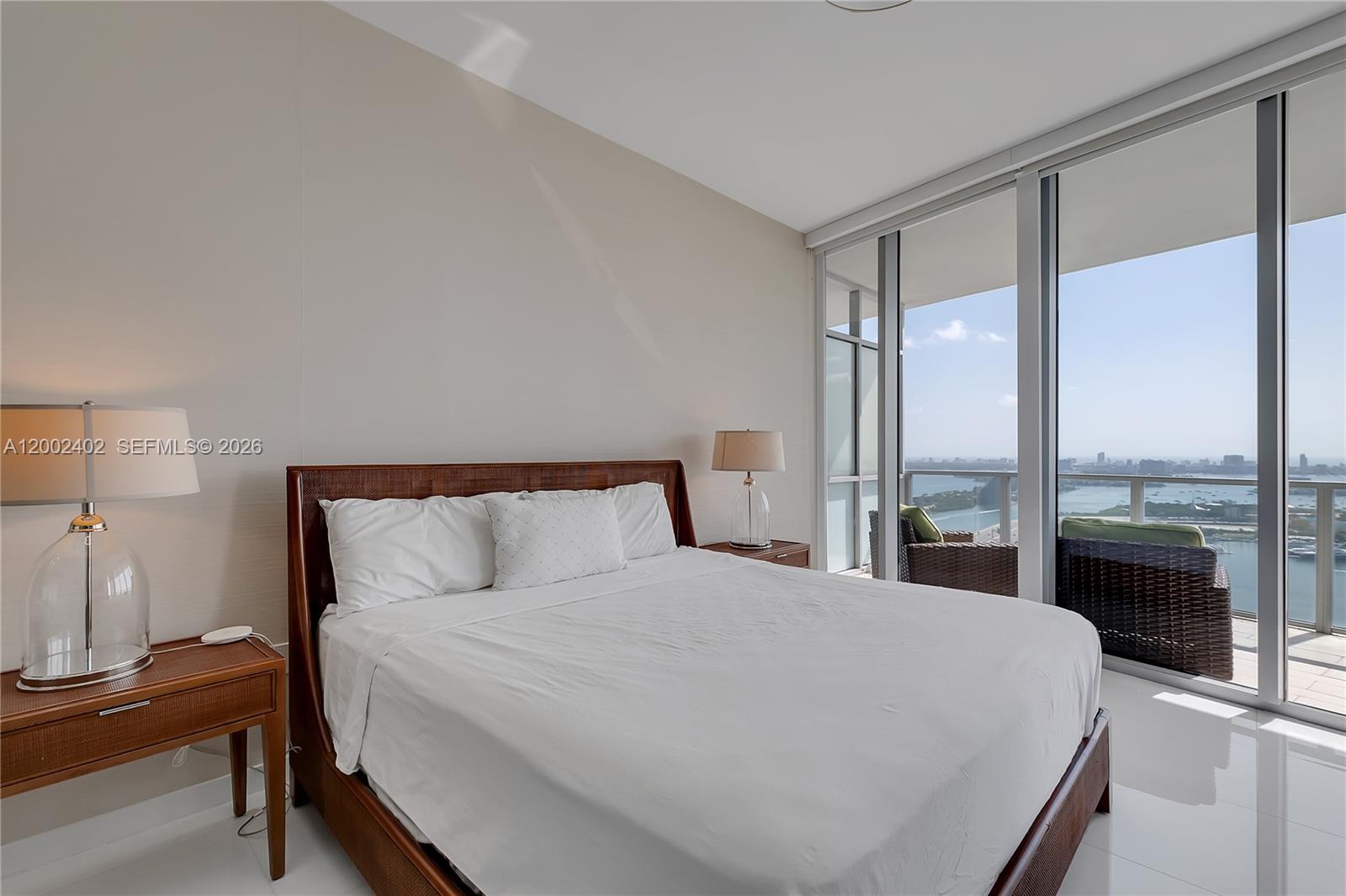 1100 Biscayne Blvd # 3901